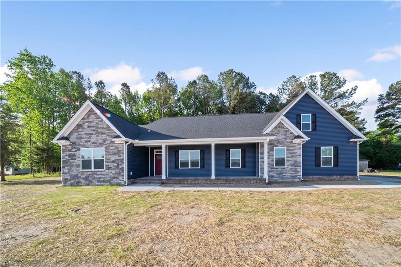 6776 Crittenden Rd Suffolk, VA 23432 MLS 10540352