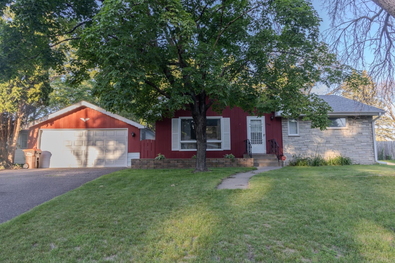 MLS 6553789 Ramsey County home for sale Gelbs Add Maplewood