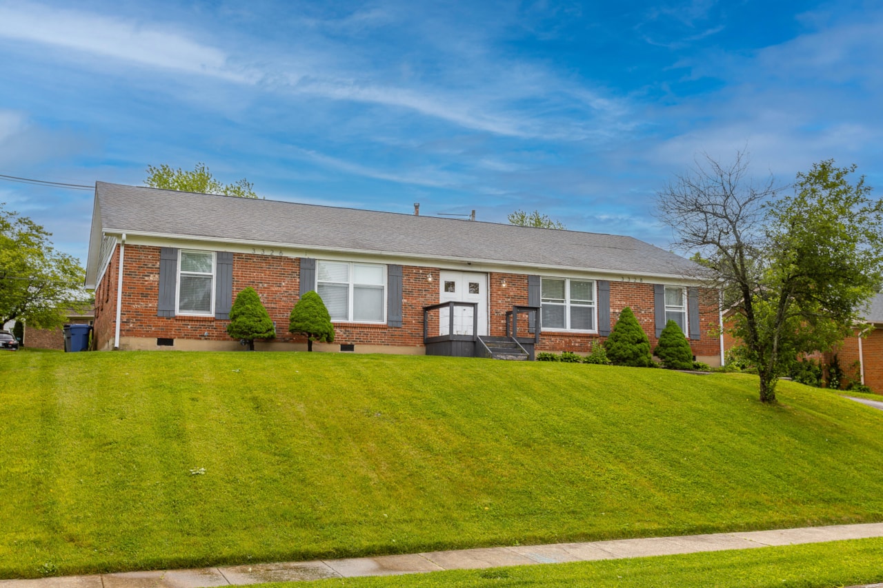 3328 Wood Valley Ct Lexington, KY 40502 MLS 24013326