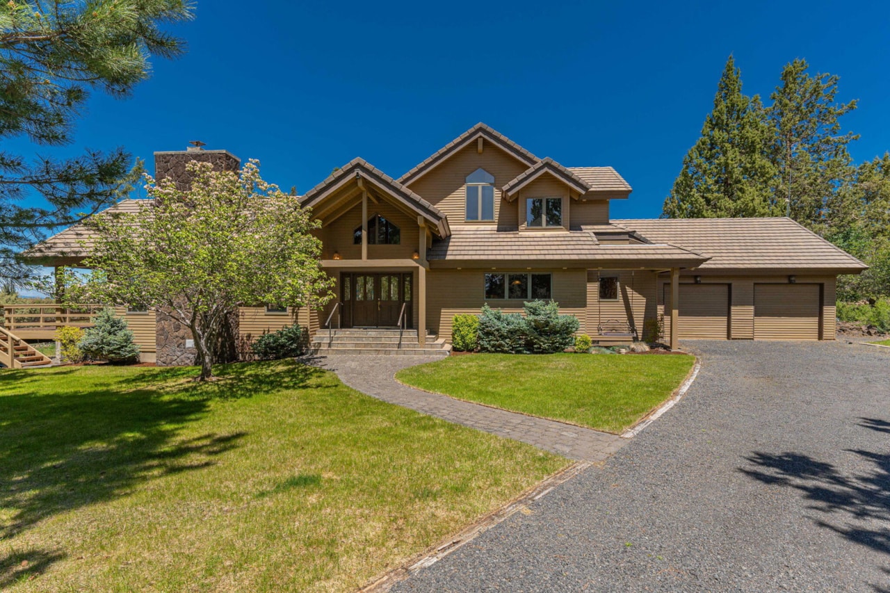 64236 Crosswinds Rd Bend OR 97703 Lovestone Acres Home For Sale MLS