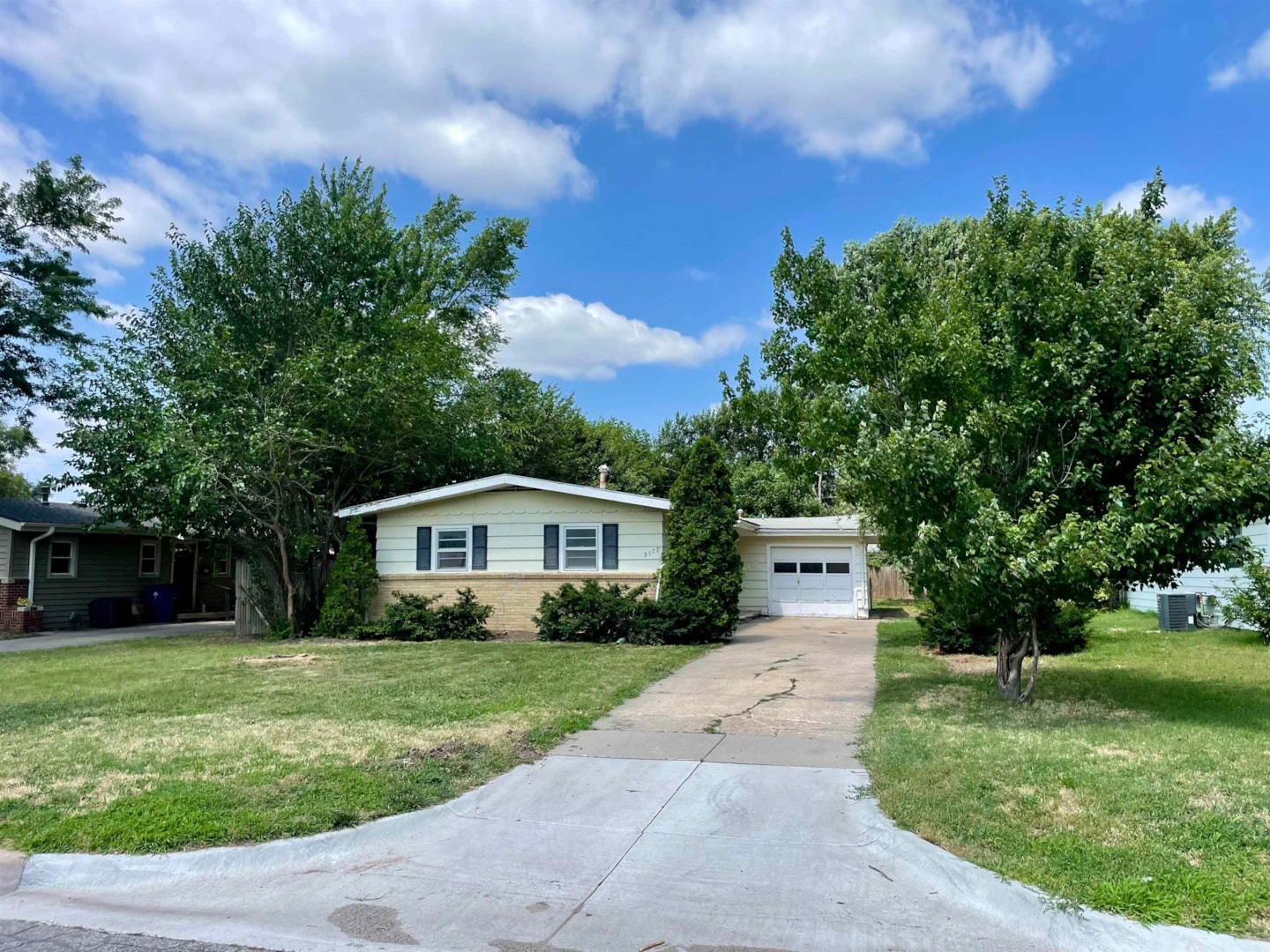 Homes for Sale in 3157 S Everett Wichita, KS