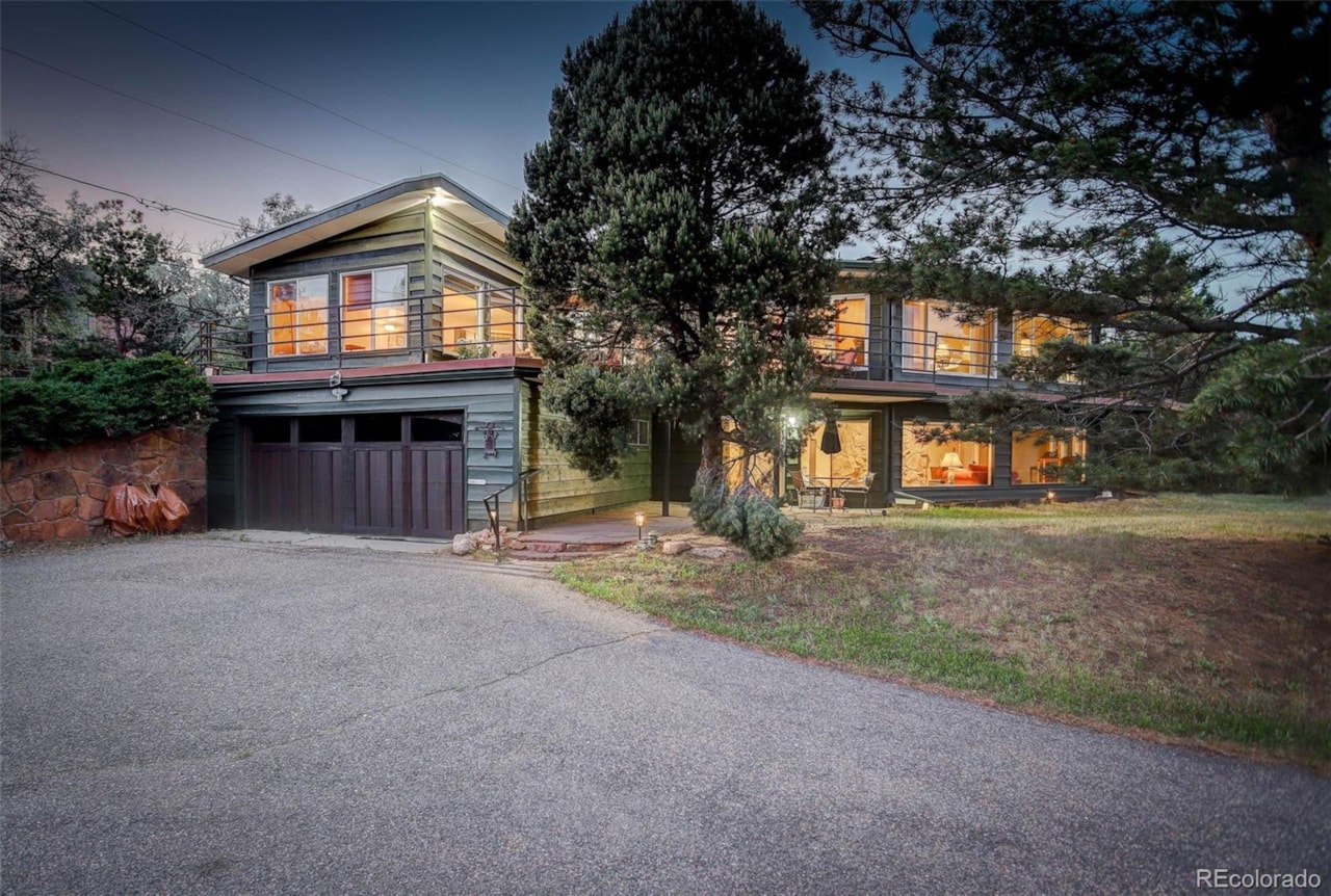 323 Paradise Rd Golden, CO 80401 home for sale, MLS4560938