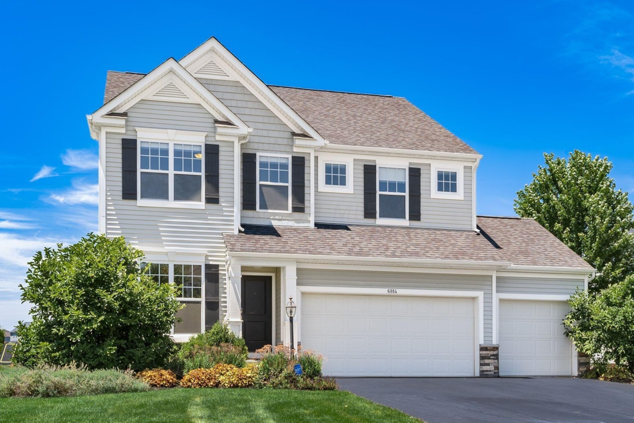 For Sale 499,900 A home for sale for sale at 6814 Falling Meadows