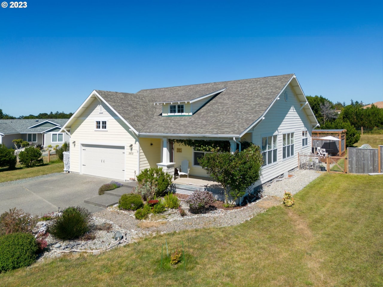 3870 Grant PL, Bandon, OR 97411 home for sale for Sale 759,000