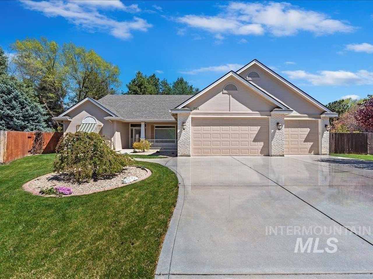 2494 E Brigantine Ct. Eagle ID 83616 Lexington Hills home for sale 0