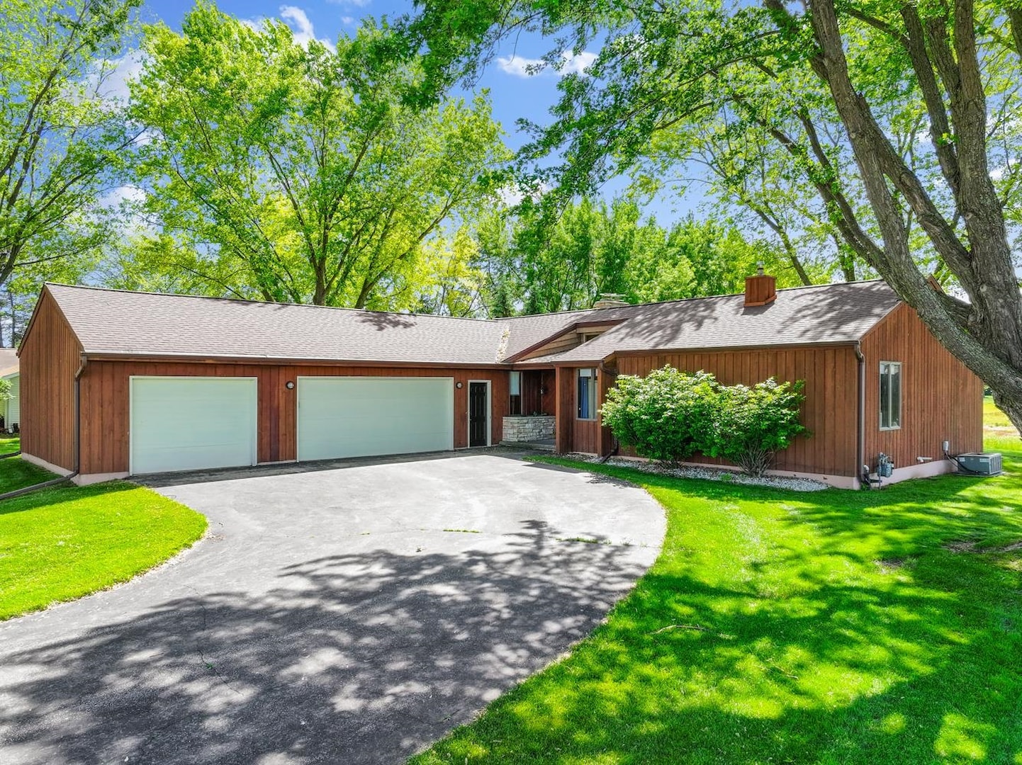 305 Norbert St Wrightstown, WI 54180 home for sale, MLS50292490