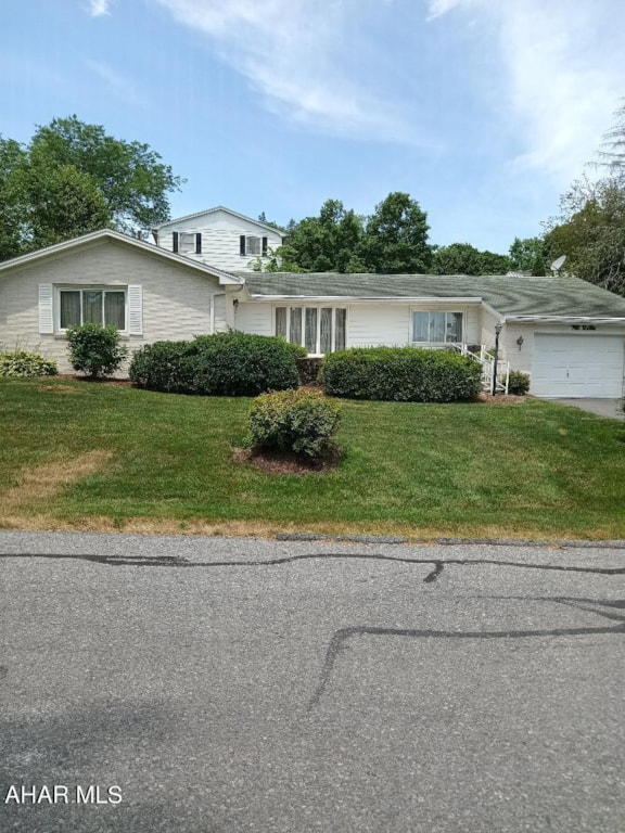 702 Ridge Ave in Altoona, PA