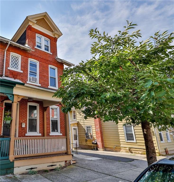 435 Pawnee St Bethlehem, PA 18015 MLS 742457