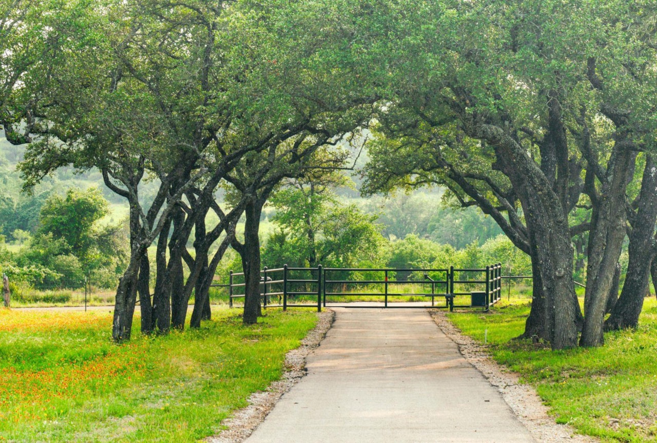 For sale 1878 Shovel Mountain RD Round Mountain, TX farm for sale