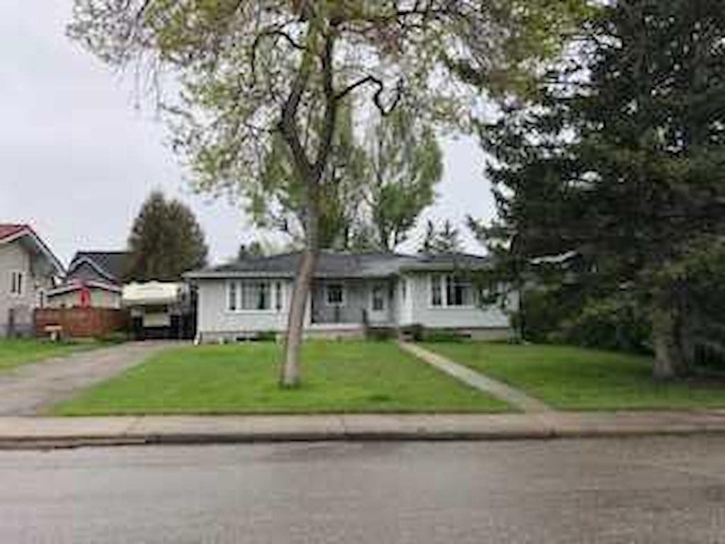 MLS A2157859 - 2034 52 Ave SW in North Glenmore Park New Listing