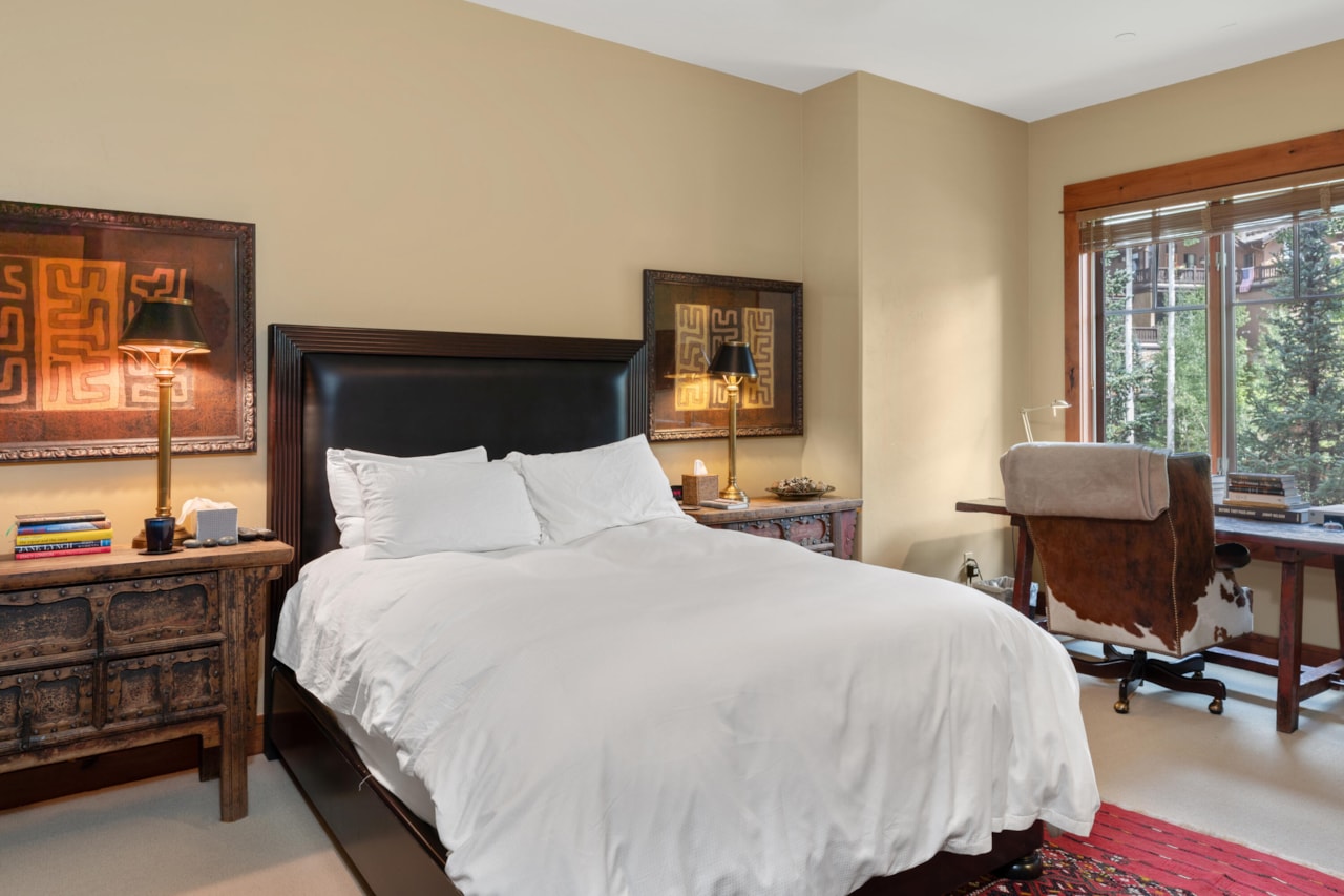 Just Listed: 95 Aspen Ridge Dr #4, Mountain Village CO - Luxury Condo with Ski Access — photo 8