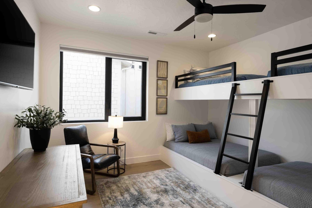 5346 Cyan LN St George, UT 84790 home for sale, MLS#24-253895 - Erika Rogers Photo 19