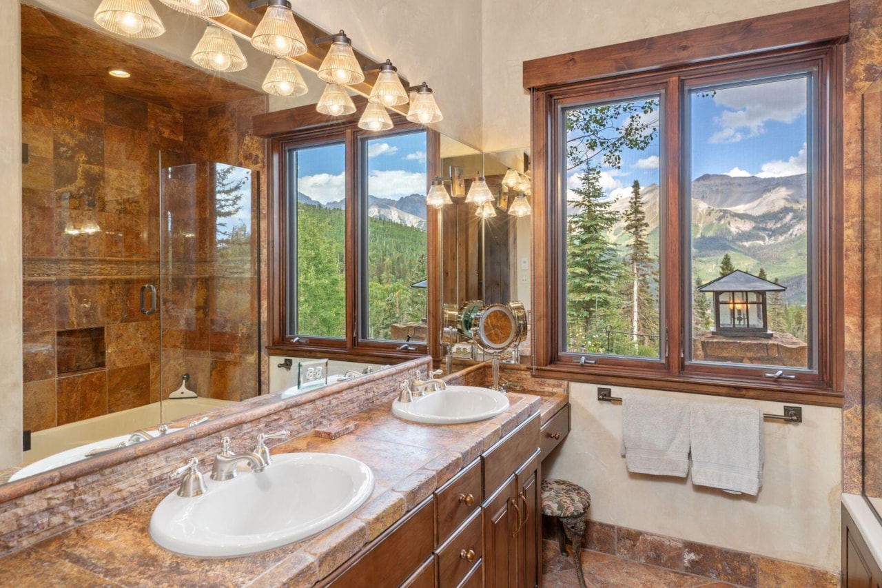 Exquisite Mountain Village Estate at 120 Prospect Creek Dr: A Telluride Architectural Masterpiece — photo 11