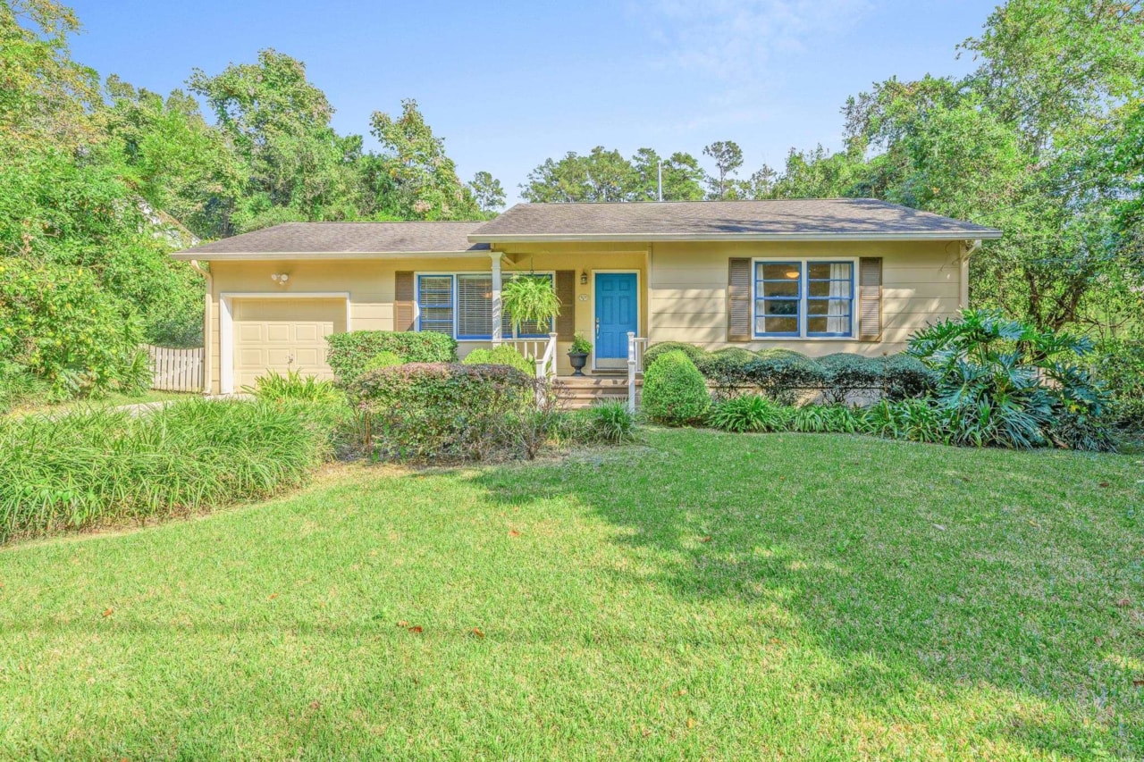 923 Carraway St Tallahassee, FL 32308 in Capital Hills