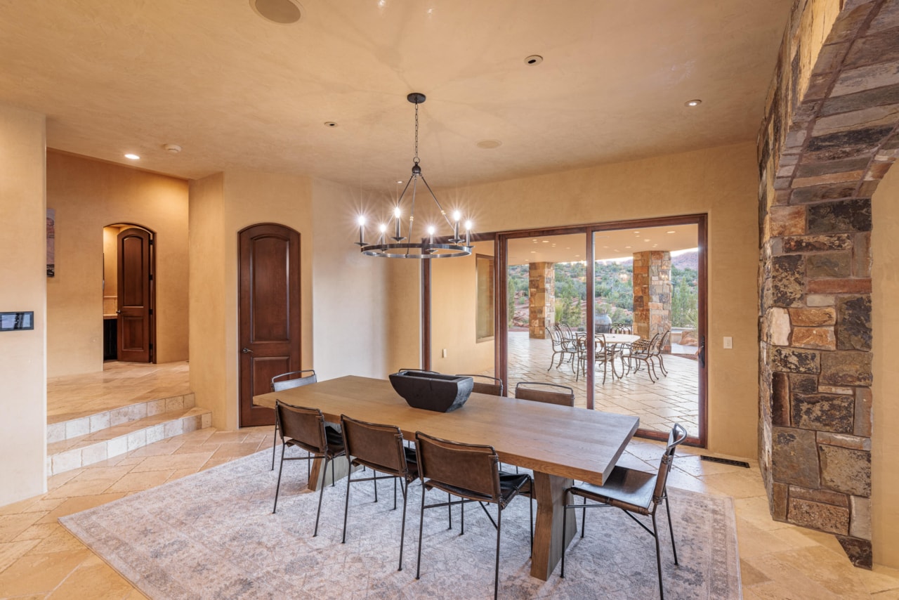 4943 N Long Sky CIR St George, UT 84770 home for sale, MLS#24-256449 - Erika Rogers Photo 8