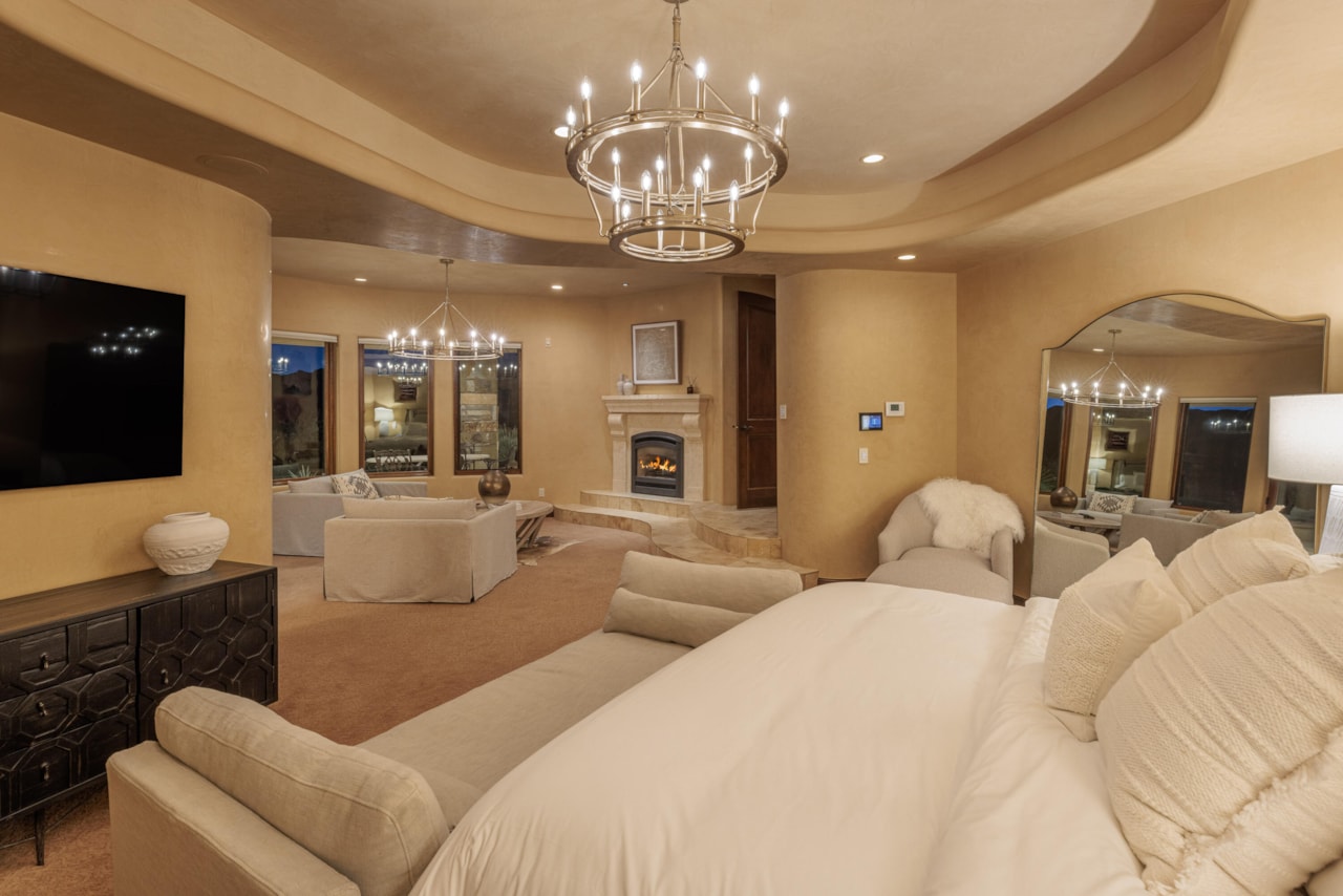 4943 N Long Sky CIR St George, UT 84770 home for sale, MLS#24-256449 - Erika Rogers Photo 10