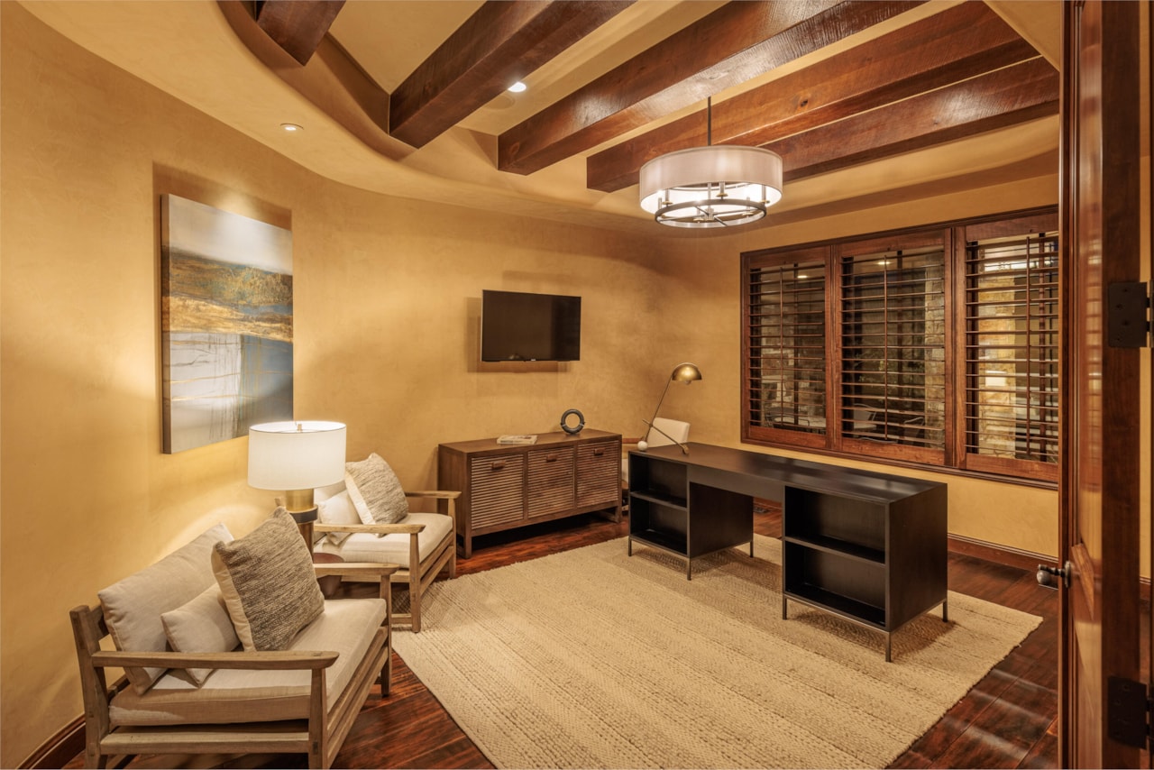 4943 N Long Sky CIR St George, UT 84770 home for sale, MLS#24-256449 - Erika Rogers Photo 18