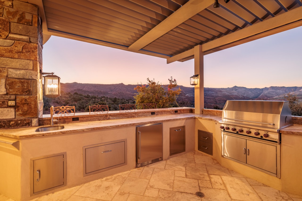 4943 N Long Sky CIR St George, UT 84770 home for sale, MLS#24-256449 - Erika Rogers Photo 35