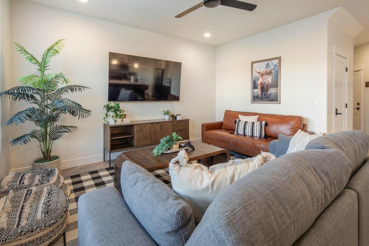 1377 E Vista Roja Washington, UT 84780 home for sale, MLS#24-256489 - Erika Rogers Photo 6