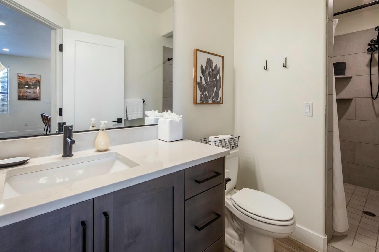 1377 E Vista Roja Washington, UT 84780 home for sale, MLS#24-256489 - Erika Rogers Photo 12