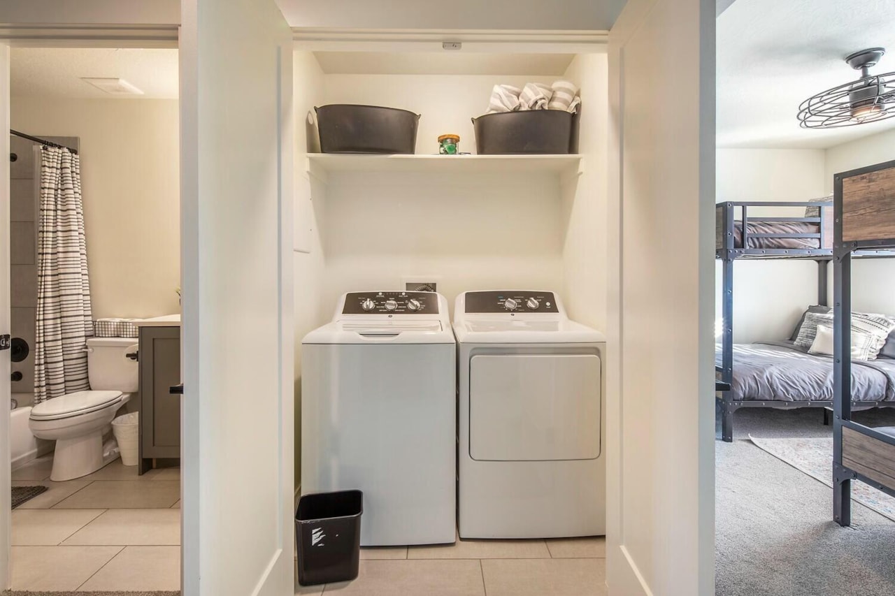 1377 E Vista Roja Washington, UT 84780 home for sale, MLS#24-256489 - Erika Rogers Photo 15