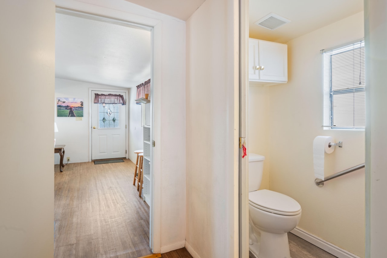 1150 W Red Hills Parkway #66 Washington, UT 84780 home for sale, MLS#25-257093 - Erika Rogers Photo 8