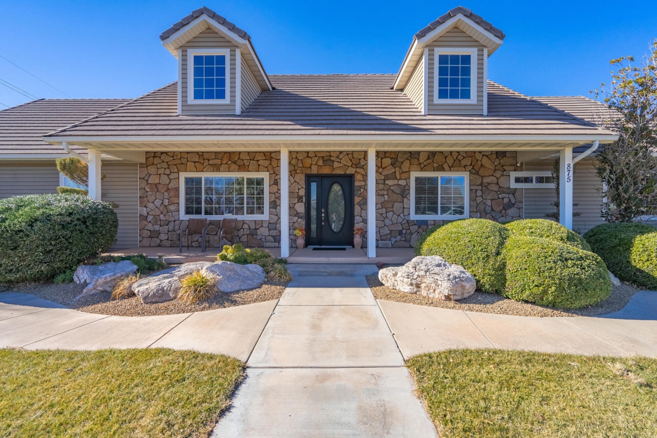 875 Country LN Santa Clara, UT 84765 home for sale, MLS#25-257615 - Erika Rogers Photo 17