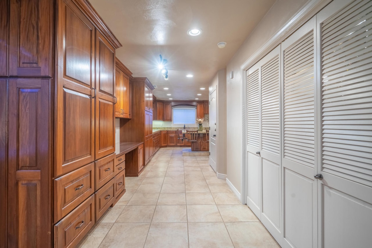 875 Country LN Santa Clara, UT 84765 home for sale, MLS#25-257615 - Erika Rogers Photo 66