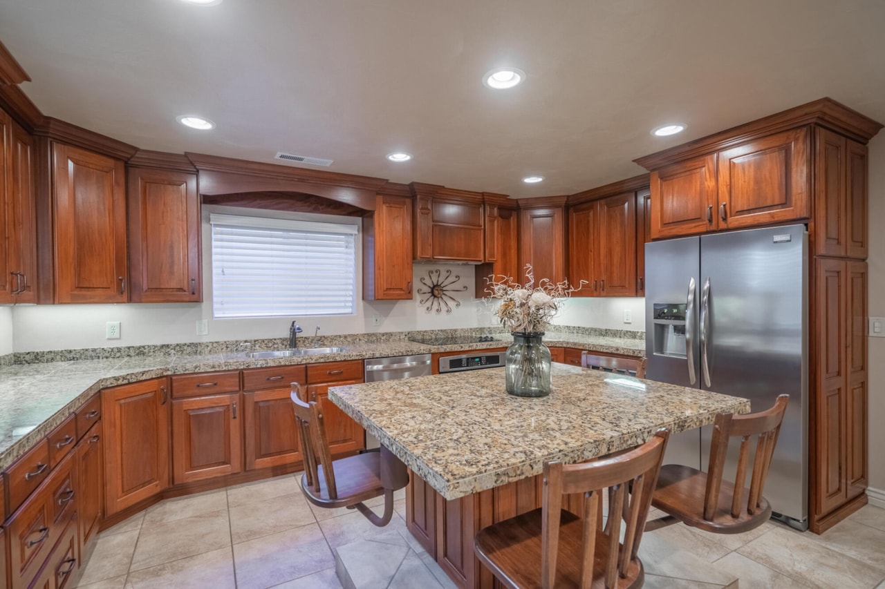 875 Country LN Santa Clara, UT 84765 home for sale, MLS#25-257615 - Erika Rogers Photo 72