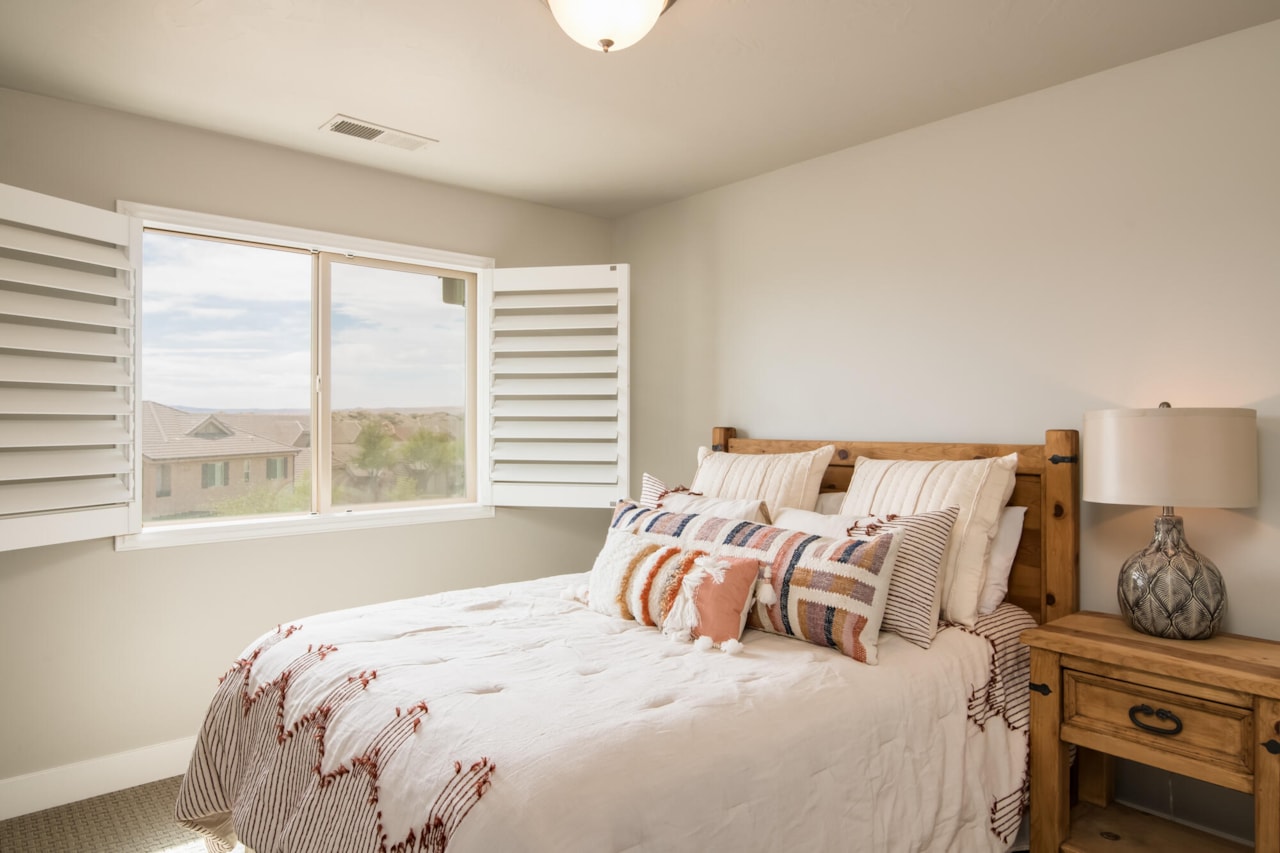 2094 N Coral Ridge Washington, UT 84780 home for sale, MLS#25-258009 - Erika Rogers Photo 16