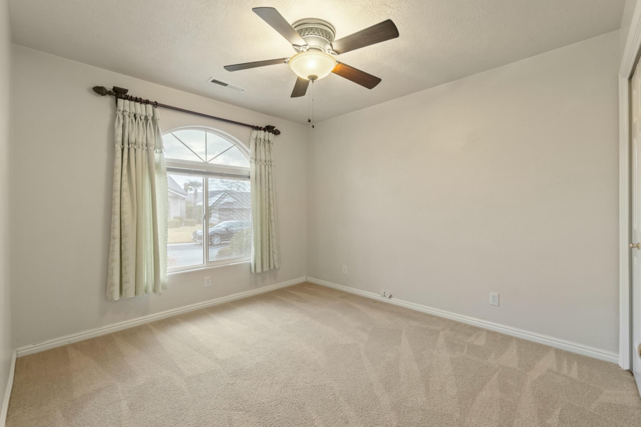 1040 S 1100 E #85 St George, UT 84790 home for sale, MLS#25-258510 - Erika Rogers Photo 9