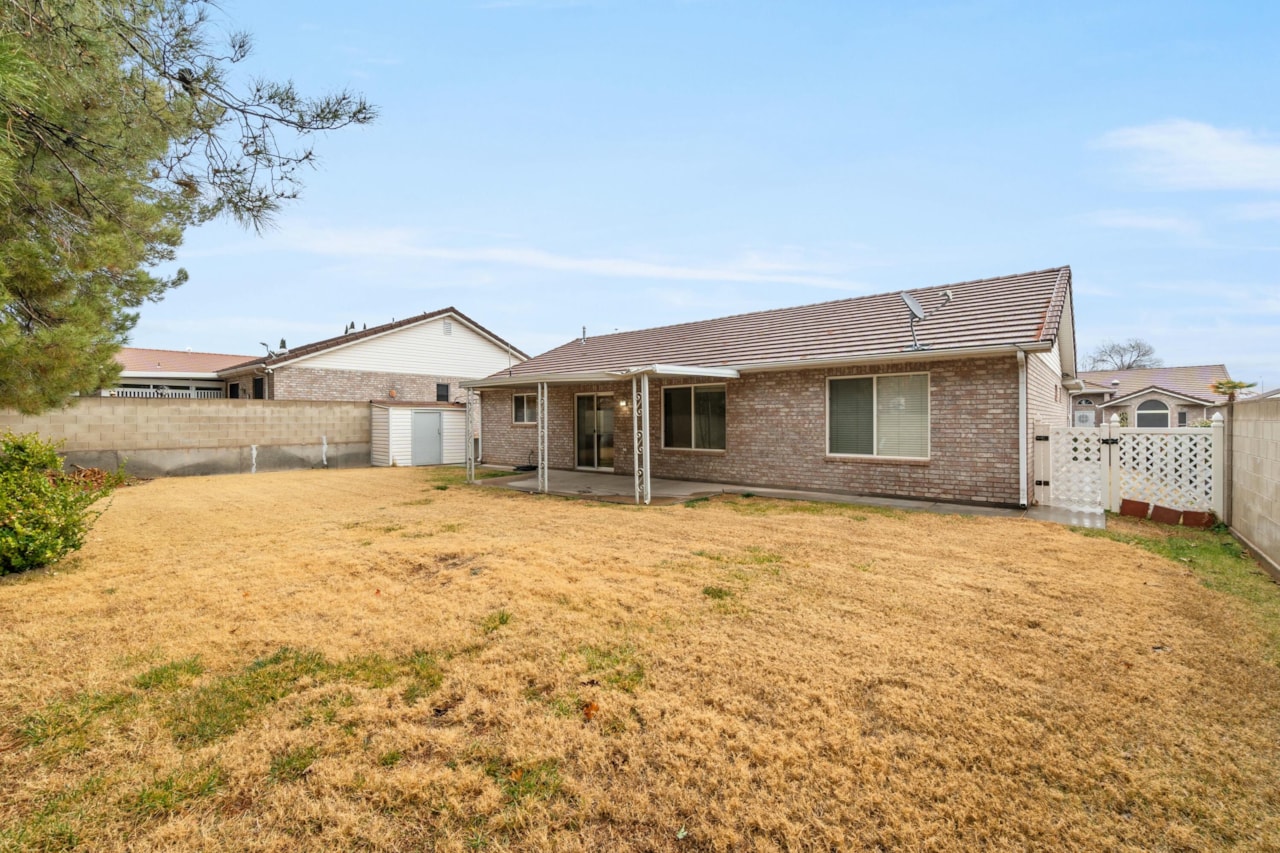 1040 S 1100 E #85 St George, UT 84790 home for sale, MLS#25-258510 - Erika Rogers Photo 17