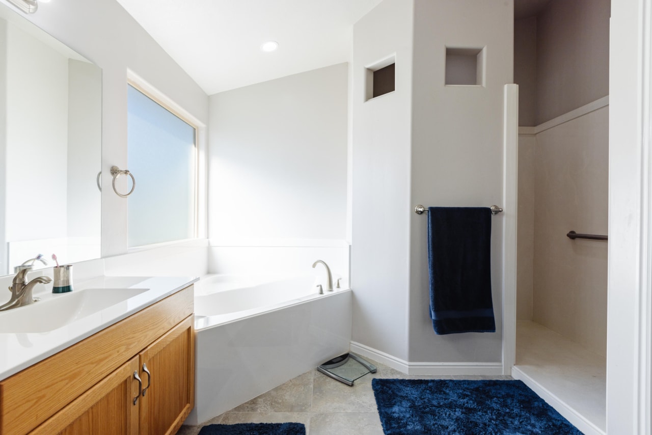 833 W 4100  S St George, UT 84770 home for sale, MLS#25-258602 - Erika Rogers Photo 21