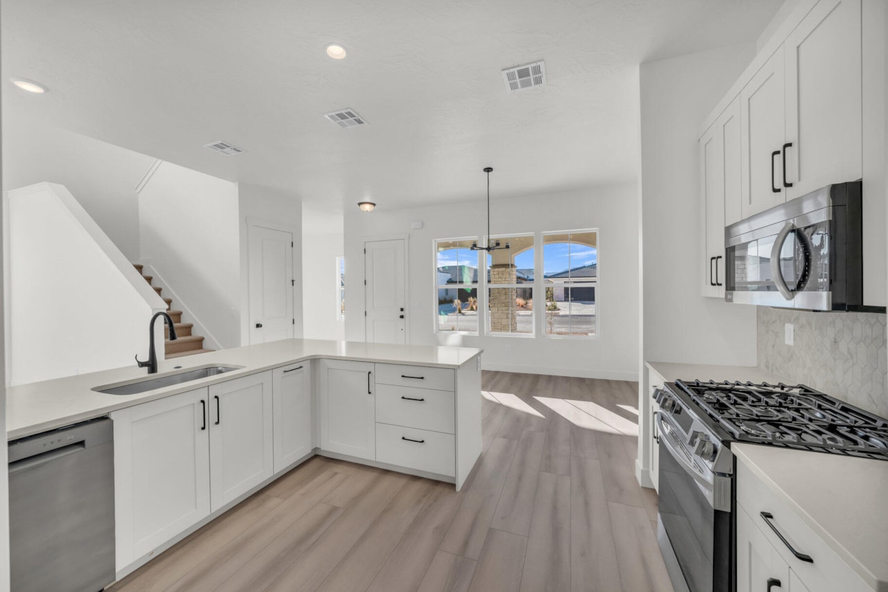 Desert Color, Lot 444 Phase 4 St George, UT 84790 home for sale, MLS#24-252821 - Erika Rogers Photo 7