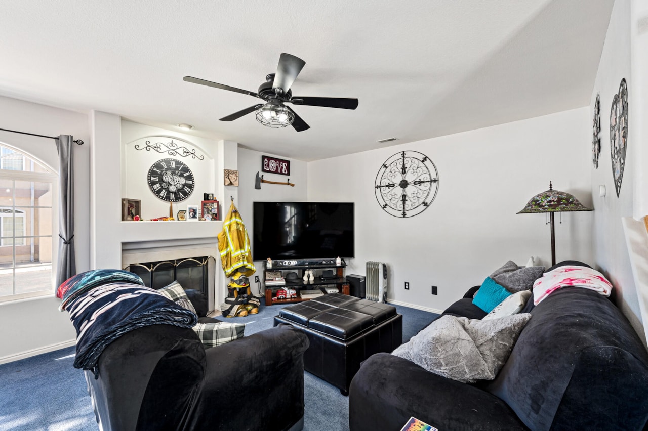 195 E Fiddlers Canyon RD #24 Cedar City, UT 84721 home for sale, MLS#25-258895 - Erika Rogers Photo 7