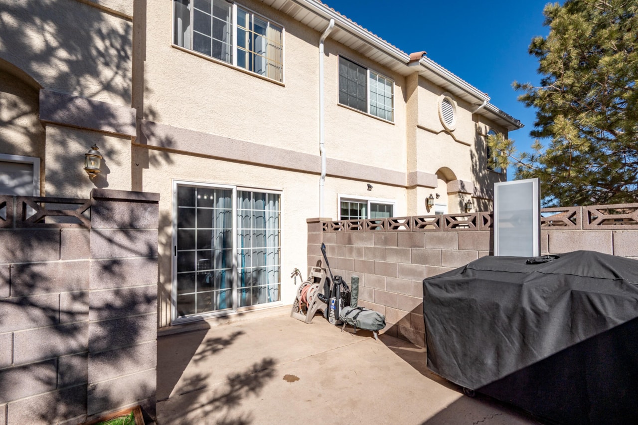 195 E Fiddlers Canyon RD #24 Cedar City, UT 84721 home for sale, MLS#25-258895 - Erika Rogers Photo 33