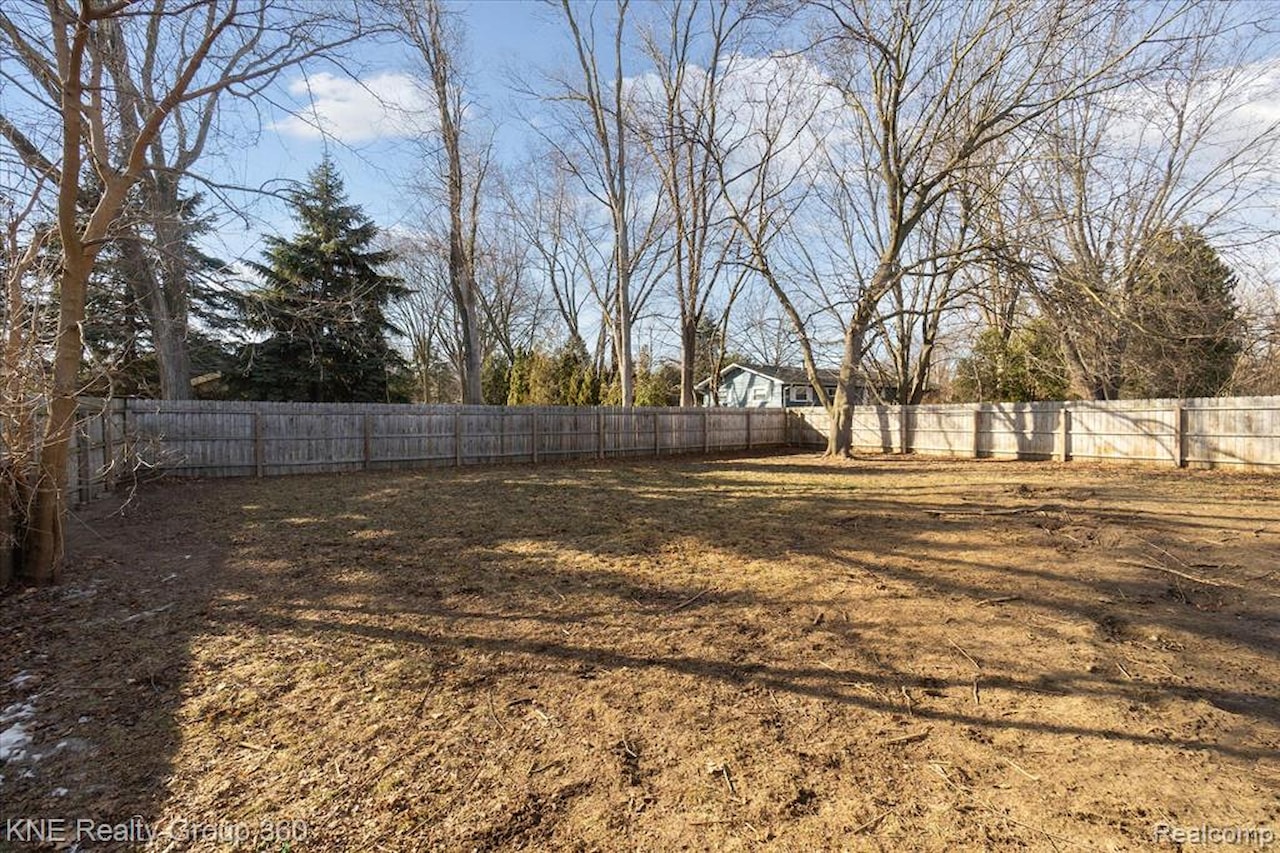 305 W Grand Ave in Mt. Pleasant, MI Photo 24