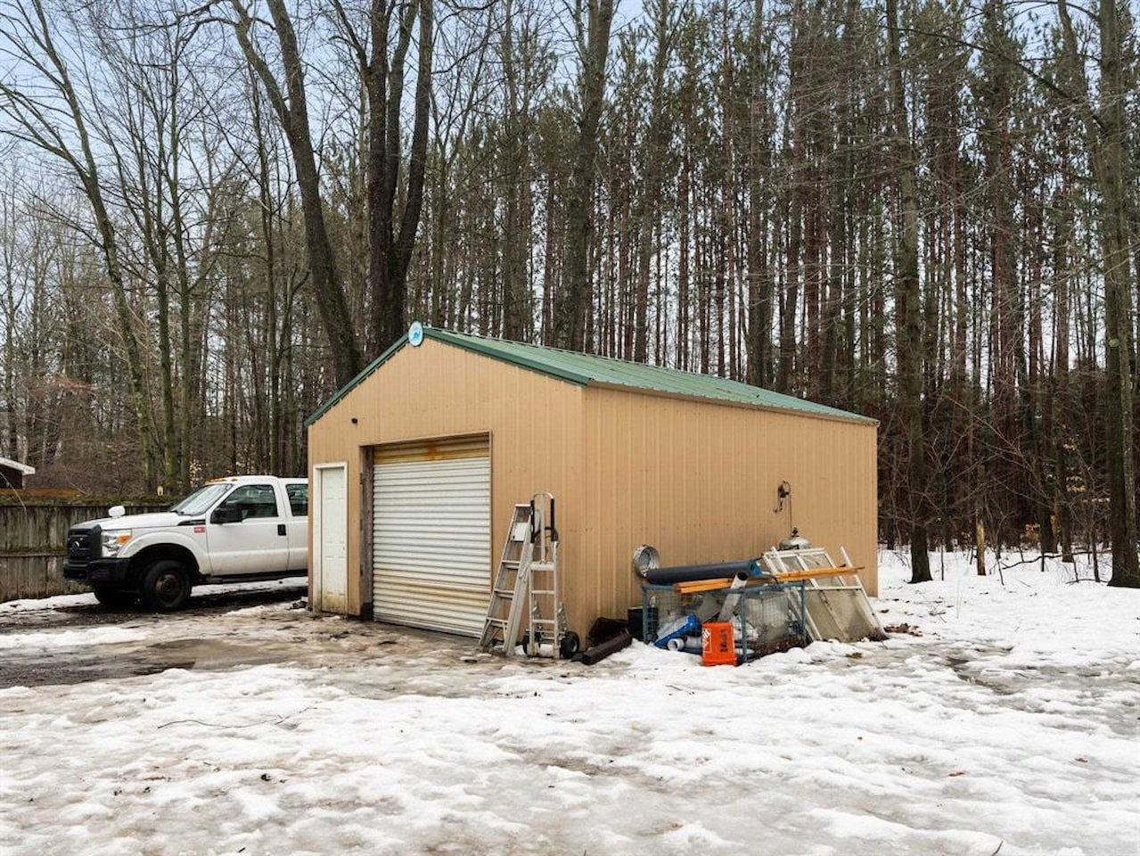 4891 Fell Dr in Marion Twp, MI Photo 7