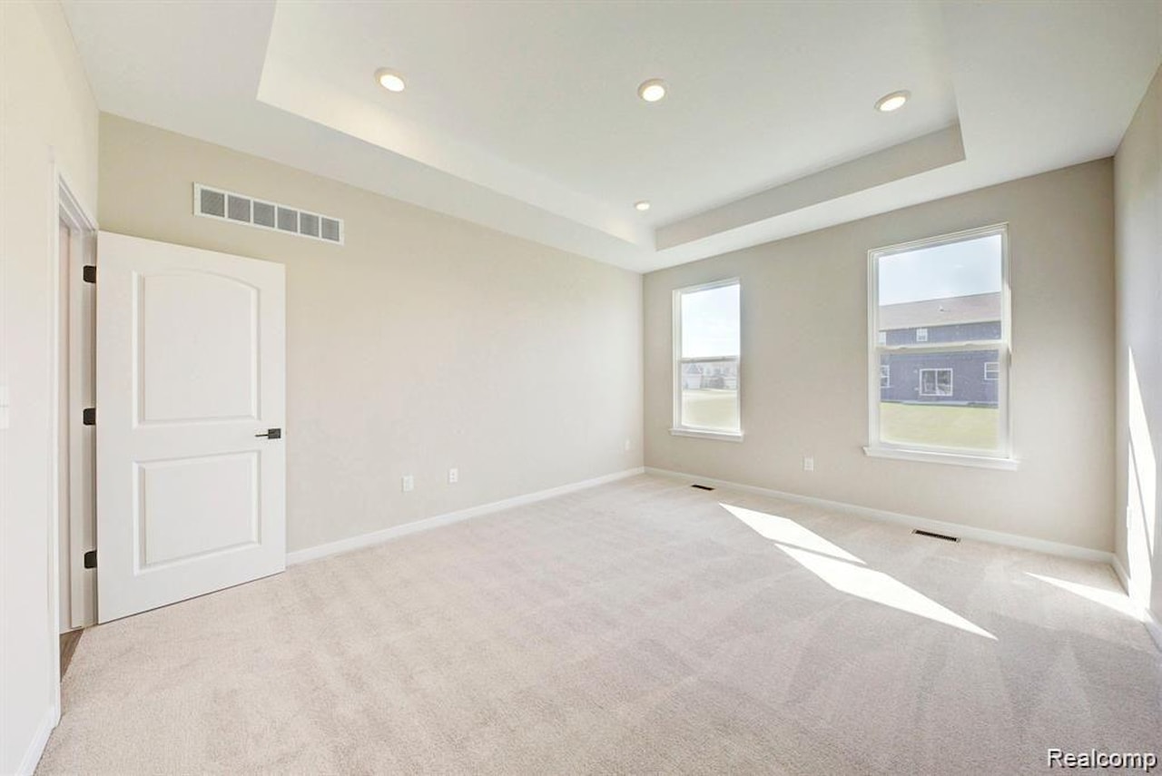 308 Mcdowell Dr in Marion Twp, MI Photo 17