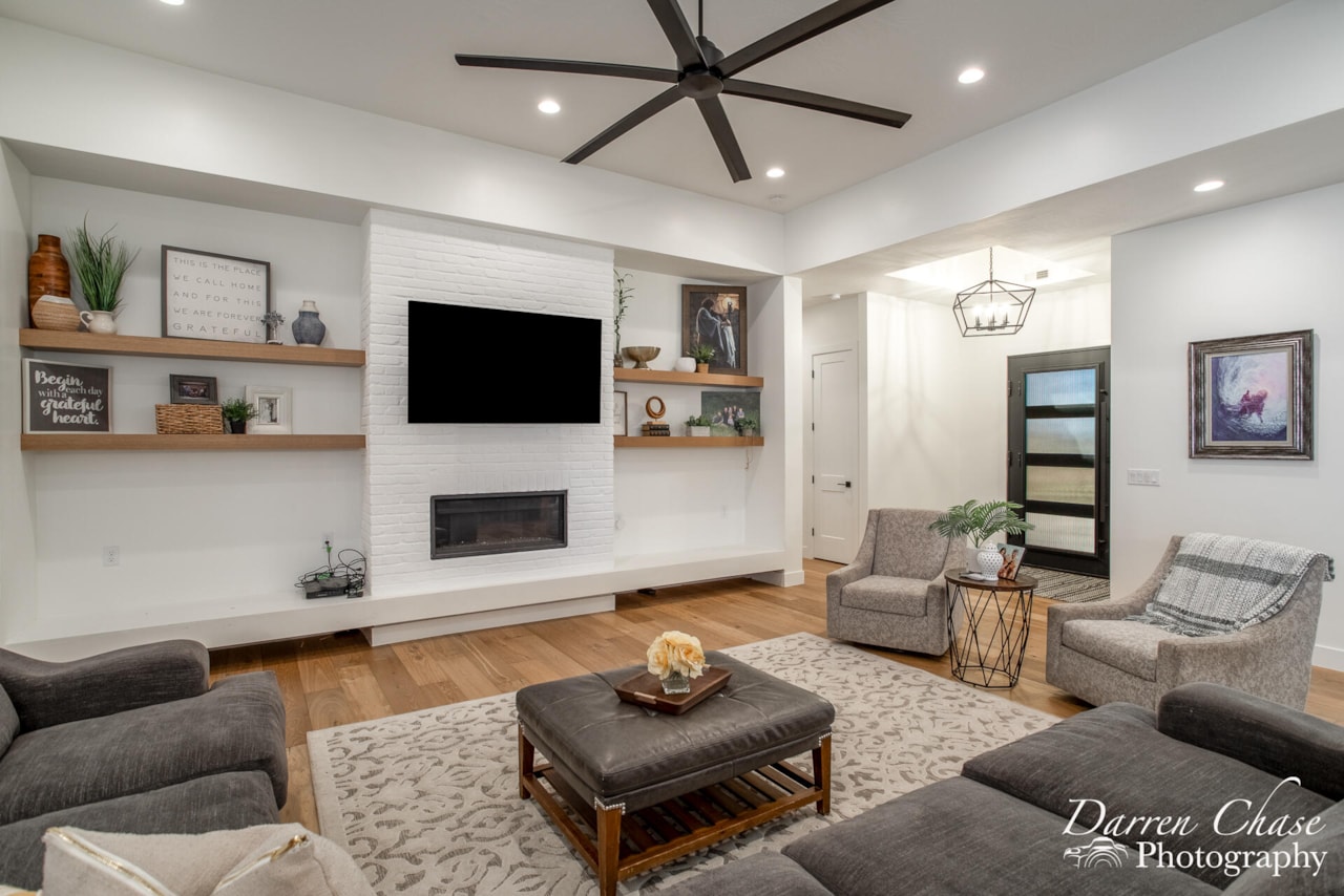 3169 S Pecos DR Washington, UT 84780 home for sale, MLS#25-259680 - Erika Rogers Photo 12