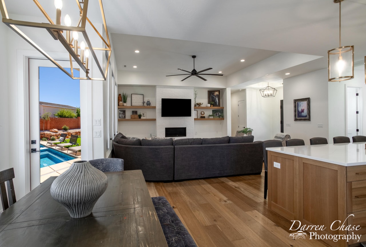 3169 S Pecos DR Washington, UT 84780 home for sale, MLS#25-259680 - Erika Rogers Photo 18