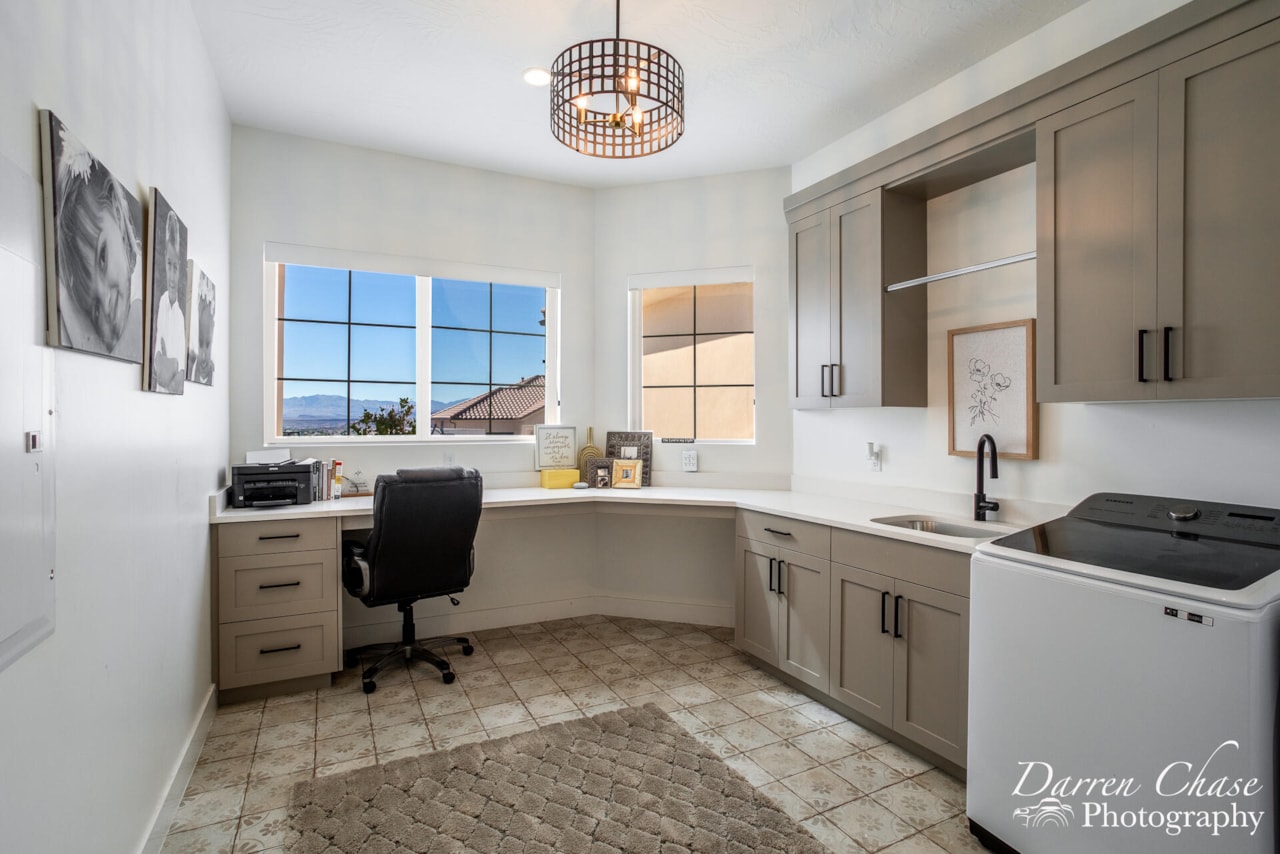 3169 S Pecos DR Washington, UT 84780 home for sale, MLS#25-259680 - Erika Rogers Photo 33