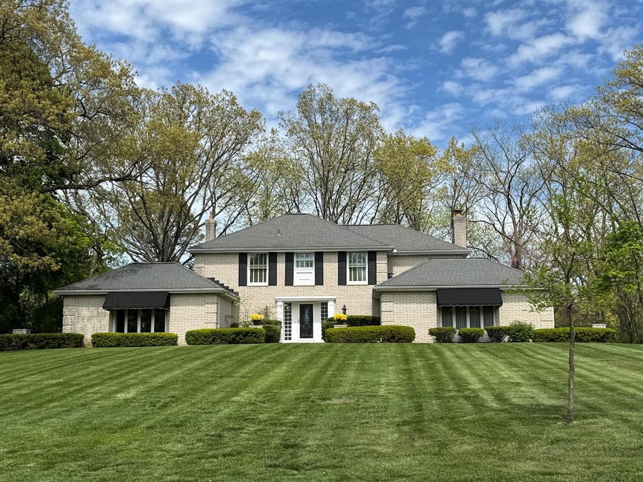 1625 Arlington Blvd in Ann Arbor, MI