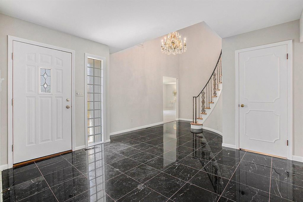 1625 Arlington Blvd in Ann Arbor, MI Photo 4