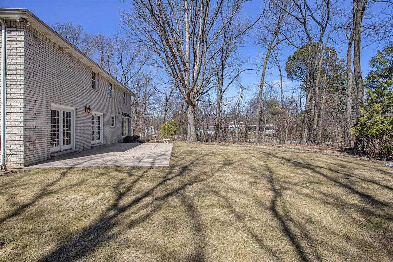 1625 Arlington Blvd in Ann Arbor, MI Photo 35