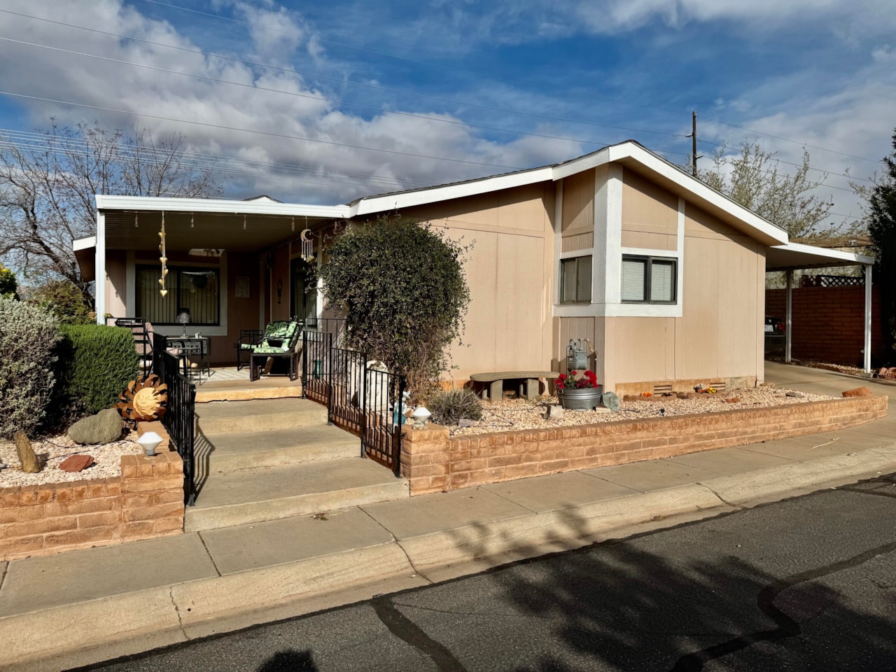 1526 N Dixie Downs #42 St George, UT 84770 home for sale, MLS#25-259968 - Erika Rogers