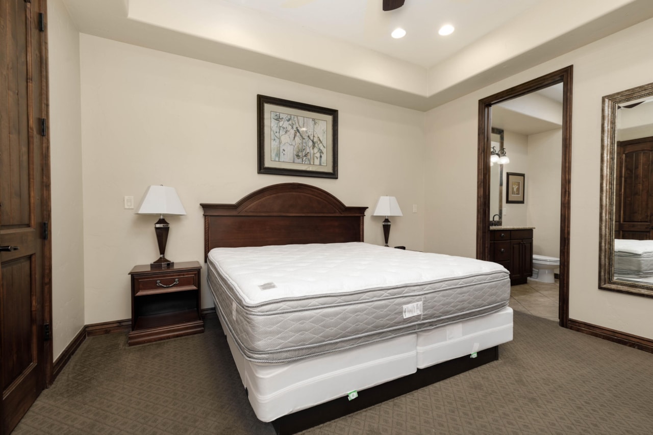 2018 N Pebble Beach DR Washington, UT 84780 home for sale, MLS#25-259540 - Erika Rogers Photo 7