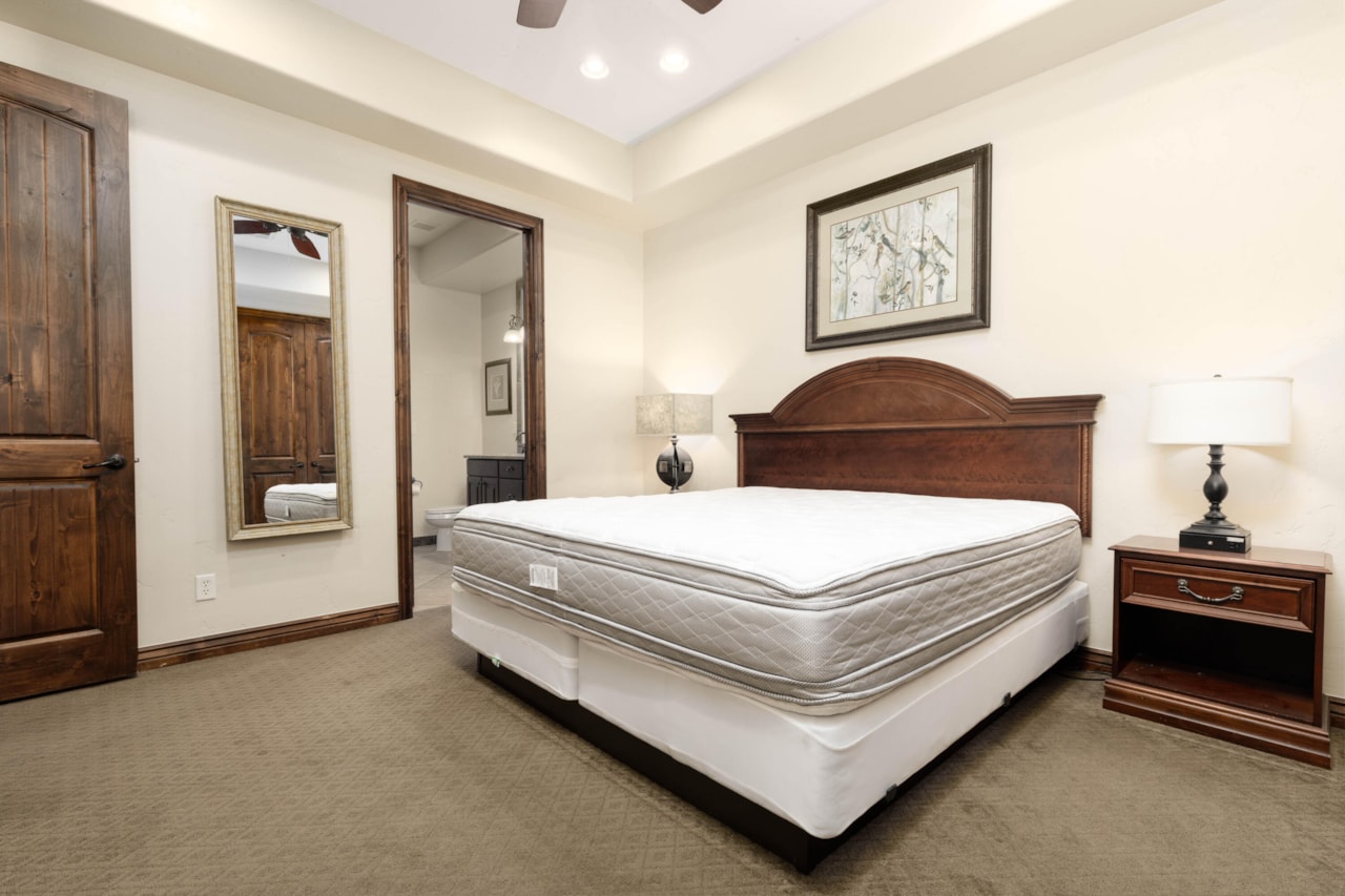 2020 N Pebble Beach DR Washington, UT 84780 home for sale, MLS#25-259597 - Erika Rogers Photo 12