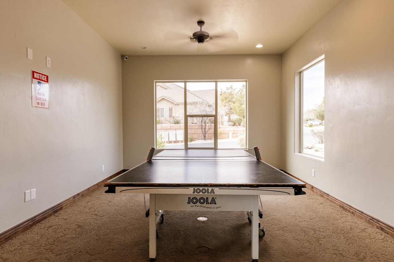 2018 N Pebble Beach DR Washington, UT 84780 home for sale, MLS#25-259540 - Erika Rogers Photo 32