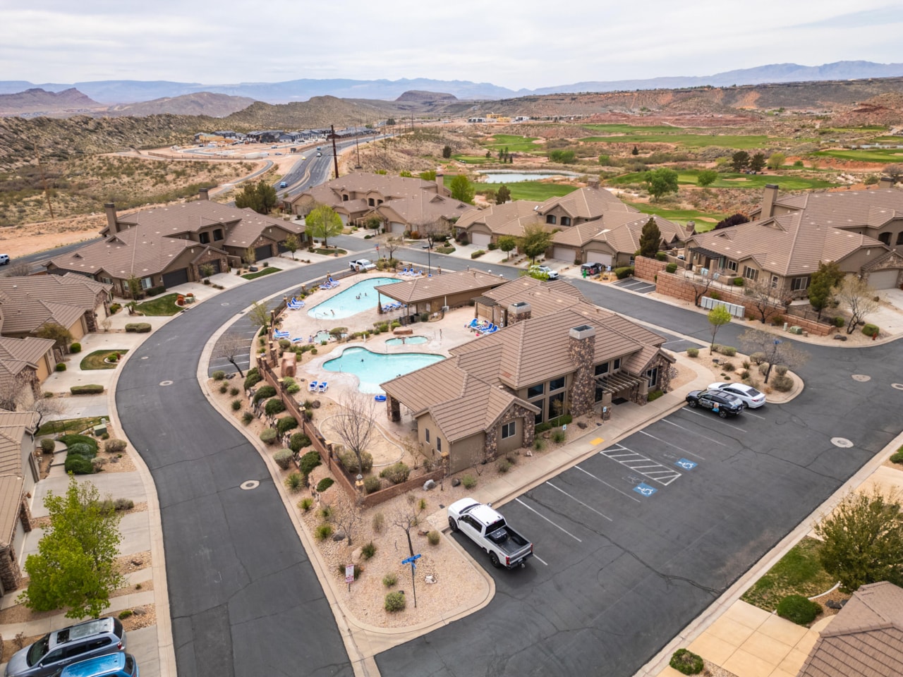 2020 N Pebble Beach DR Washington, UT 84780 home for sale, MLS#25-259597 - Erika Rogers Photo 35